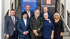 Laureáti Ceny hejtmana za rok 2024 s hejtmanem Richardem Brabcem.