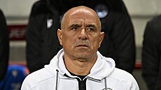 Kou� slovenských fotbalist� Francesco Calzona b�hem kvalifika�ního utkání s...