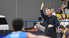 Ústecký trenér Tomá Reimer proívá zápas.