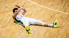 Artemis Spanuová ze abin Brno avizuje faul.