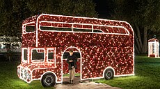 Ji� po �tvrté rozsvítí b�eh Vltavy sv�telný park, tentokrát pod titulem Srdce...