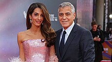 George Clooney a jeho man�elka Amal v Londýn� (10. �íjna 2025)