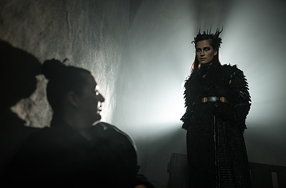 Simona Hába Zmrzlá ve filmu Zrození alchymistky