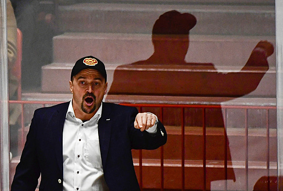 Viktor Uj�ík jako jihlavský trenér