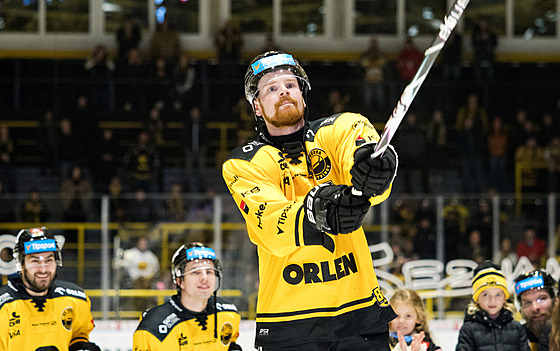 David Ka�e p�i d�kova�ce litvínovským fand�m