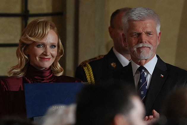 Bezpečně mrtví, fanoušci a neutrálové. Státní řády ztělesňuje Bílý lev pro Svěráka