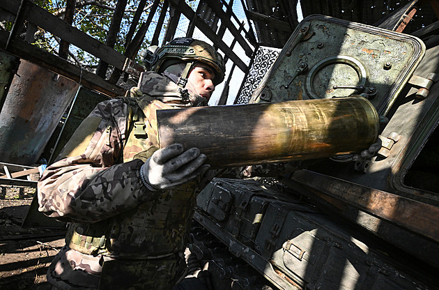 Ukrajinci se pokusili dostat vrtulníkem do Pokrovsku, všichni zahynuli, tvrdí Moskva