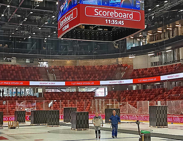 Jihlava večer převzala novou arenu, hokejisté mají jít už ve čtvrtek na led