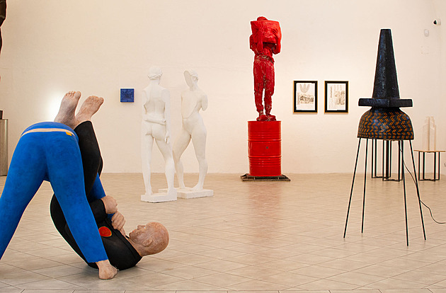 Výstava v Galerii moderního umní v Roudnici nad Labem nazvaná Ti dimenze...