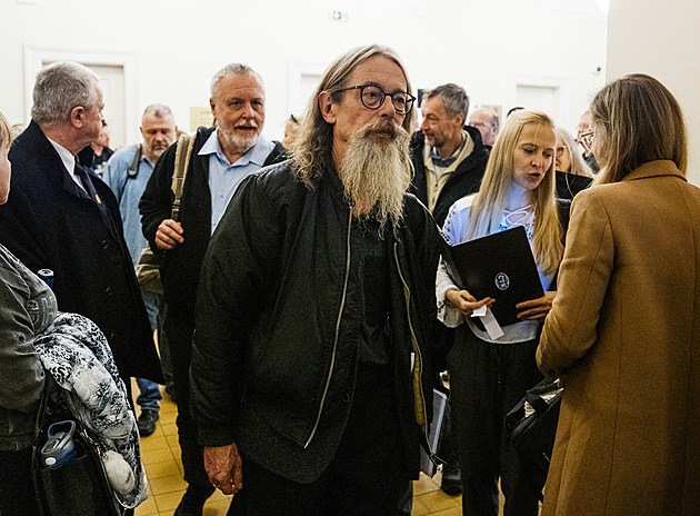 Šéf domobranců u soudu popřel vinu. Obvinění z terorismu jsou mimo mísu, řekl