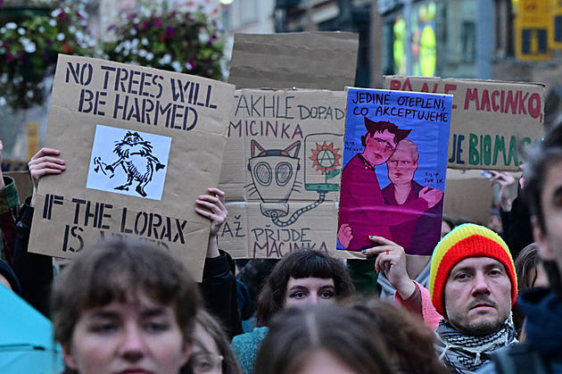 Motoristé nemohou řídit ministerstvo životního prostředí. Nemá volant