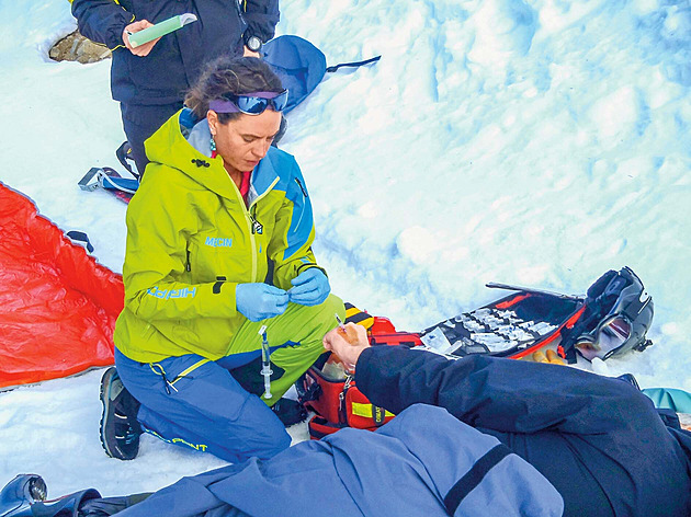 Těžký úraz někdy vyřeší i chronický problém. Lékařka o léčivé síle přírody i hravosti