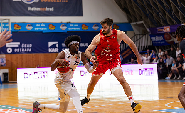 První výhra pro Ostravu, Písek zdolal Děčín. Basketbalisté USK padli na dno