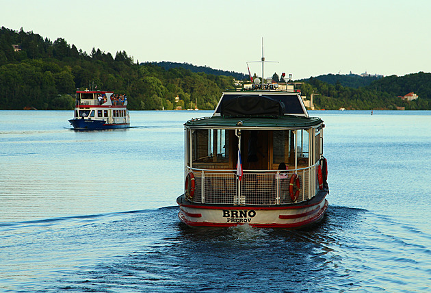 Sezonu 2025 na Brnnské pehrad zvládlo sedm lodí dopravního podniku bez...