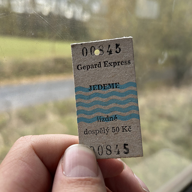 Vlaky na úzkokolejce přilákaly stovky cestujících. Vyjely za lepší budoucností?