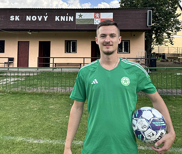 Tvůrce ztřeštěných fotbalových songů: Chceme, ať si je lidi pouští i na svatbě