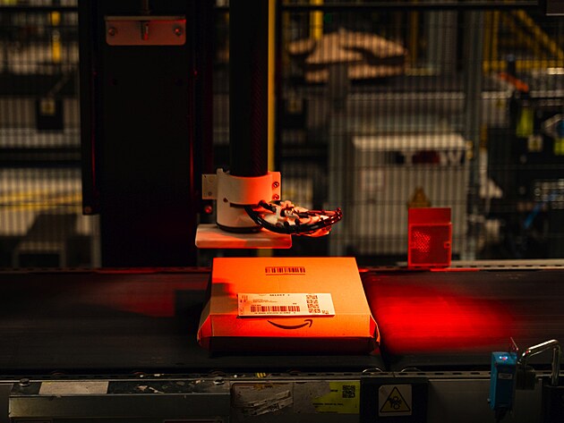 Distribuční centrum Amazon v Kojetíně