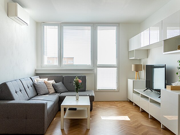 Ru vs sousedi, smog a hluk? Zavete okna, klimatizace to zvldne!