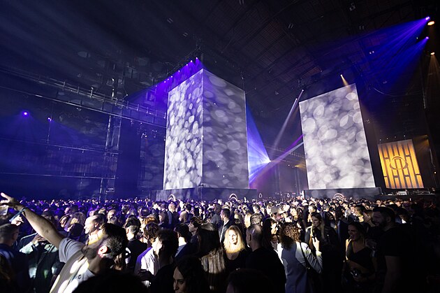 IQOS x SELETTI: Rok kreativity zavrila spolen limitovan edice a jej...