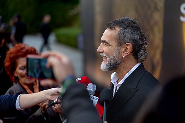 IQOS x SELETTI: Rok kreativity zavrila spolen limitovan edice a jej...