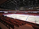 Kapacita Horck arny v Jihlav je pro hokejov utkn 5 581 divk. vodn...