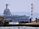 Nejv�t�í letadlová lo� sv�ta kotví v chorvatském Splitu. (21. �íjna 2025)