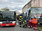 Nehoda autobusu a tramvaje na Vinohradsk ulici (21. jna 2025)