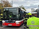 Nehoda autobusu a tramvaje na Vinohradsk ulici (21. jna 2025)