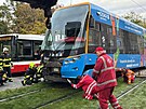 Nehoda autobusu a tramvaje na Vinohradsk ulici (21. jna 2025)