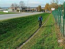 Nov stezka pro chodce i cyklisty vznikne dky dohod s provozovatelem i kolem...