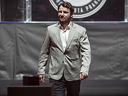 Ond�ej Krat�na byl uveden do Klubu legend hokejové Sparty.