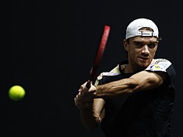 Tomá� Machá� b�hem prvního kola turnaje v Pa�í�i.