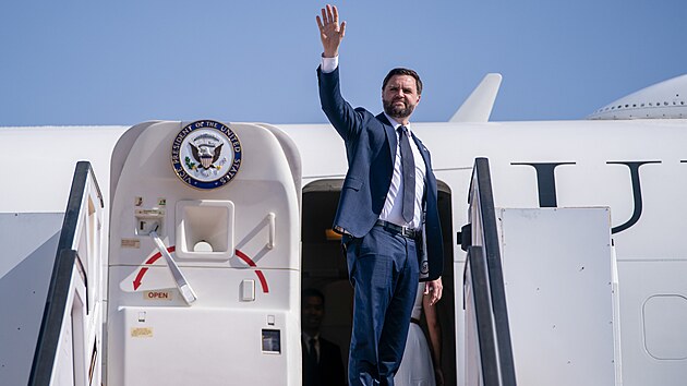 Americk� viceprezident J. D. Vance odl�t� z Izraele (23. ��jna 2025)