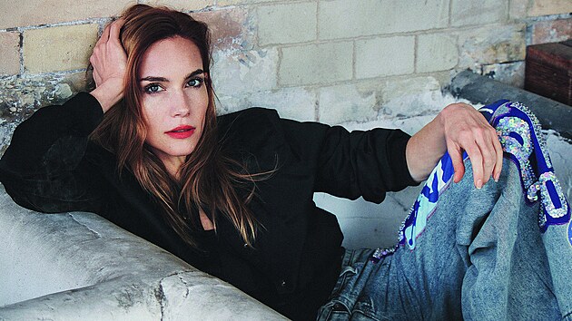 �,Svou pr�ci miluju, ale kdy� c�t�m, �e jdu p�es vlastn� limity, zvoln�m, ud�l�m si �as na sebe, a u� se ohledn� toho ani nec�t�m blb�. Nuda je taky d�le�it�,�� vysv�tluje Hana Vagnerov�.