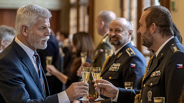 Prezident republiky Petr Pavel p�i p��le�itosti st�tn�ho sv�tku Dne vzniku samostatn�ho �eskoslovensk�ho st�tu na Pra�sk�m hrad� jmenoval gener�ly Arm�dy �R. (28. ��jna 2025)