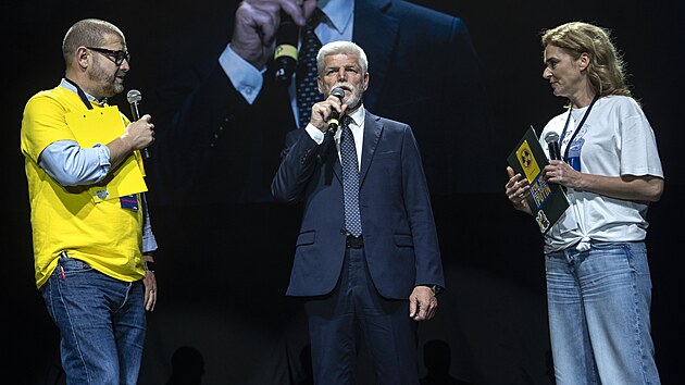 Vzpom�nkov� ve�er na Danu Dr�bovou ve Foru Karl�n. (23. ��jna 2025)