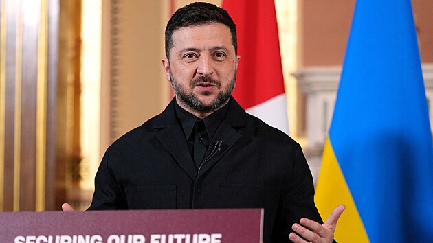 Koalice ochotn�ch jednala o v�lce na Ukrajin�. Na sn�mku je ukrajinsk� prezident Volodymyr Zelenskyj. (24. ��jna 2025)