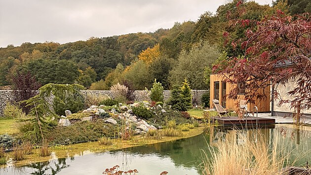 Majitel� p�i stavb� dbali na to, aby stavba zapadla do okoln� p��rody.