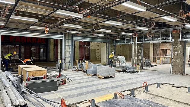 Rekonstruovan� stanice metra Pankr�c. (21. ��jna 2025)