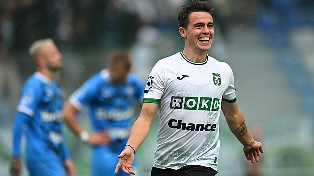 Karvinsk� Denny Samko se raduje z g�lu do s�t� Mlad� Boleslavi.