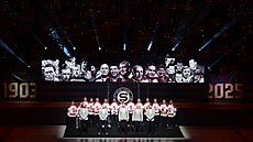 Slavnostní ceremoniál p�ed duelem Sparta - Vítkovice.