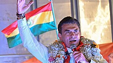 Prezidentské volby v Bolívii vyhrál centristický senátor Rodrigo Paz. (20....