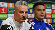 Trenér Tomá� Janotka na tiskové konferenci p�ed zápasem Sigma Olomouc - Raków...