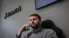 Poh�ební slu�ba Auriga slaví 33 let. Dnes je �pi�kou v oboru