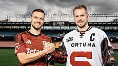 Kapitáni praské Sparty - vlevo Luká Haraslín, vpravo Filip Chlapík.