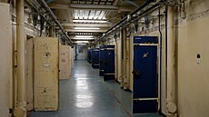 Prostory pa�í�ské v�znice La Santé, kam nastupuje k odpykání si p�tiletého...