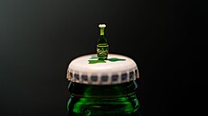 Projekt nejmen�í pivní láhve sv�ta vznikl ve spolupráci se �védským výzkumným...