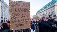 Demonstrace u Braniborské brány v centru Berlína v reakci na výrok n�meckého...