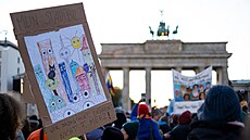 Demonstrace u Braniborské brány v centru Berlína v reakci na výrok n�meckého...