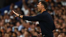 Trenér Realu Madrid Xabi Alonso b�hem zápasu proti Barcelon�.